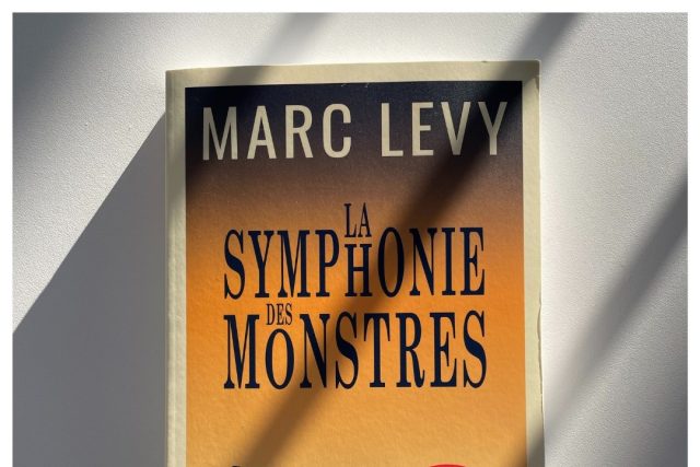 La Symphonie Des Monstres (2023) Marc Levy (3x2)